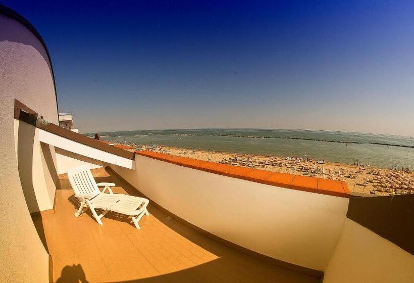 标准单人间, Alba D'oro