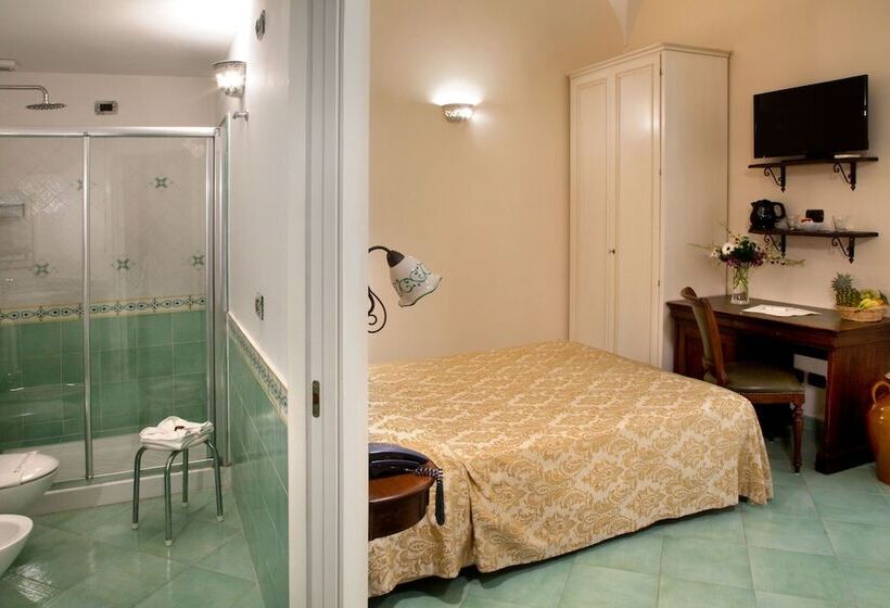 Номер Стандарт, Albergo L Antico Convitto