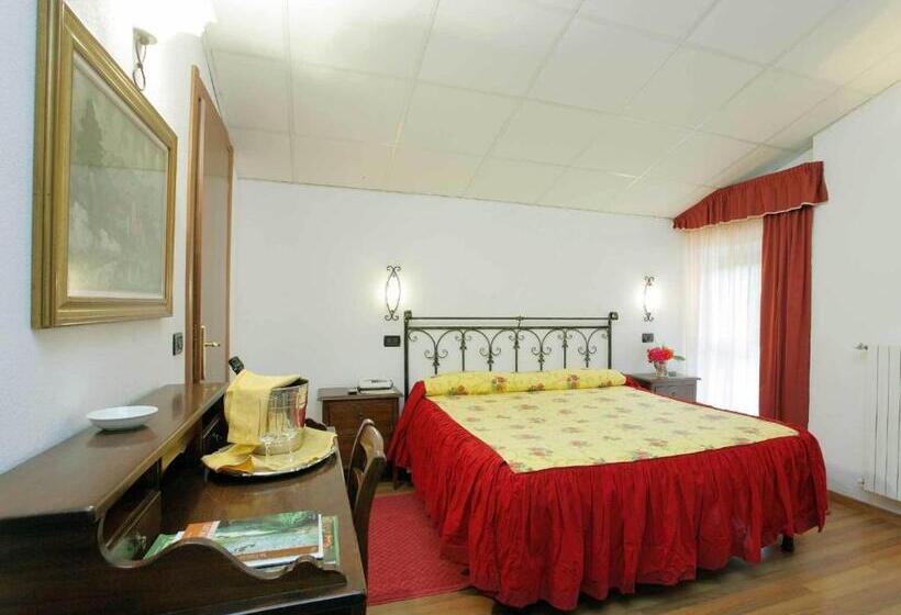 Номер Стандарт, Albergo Le Macinaie  Monte Amiata