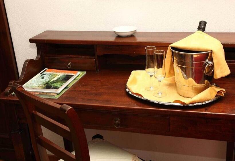 Семейный Номер Классика, Albergo Le Macinaie Monte Amiata