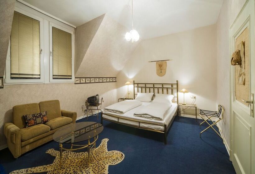 غرفة قياسية, Am Berg