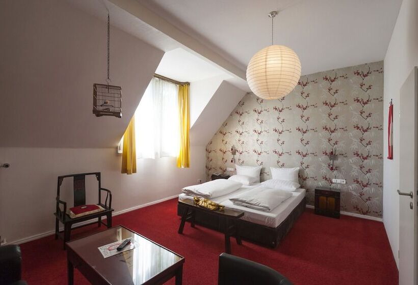 غرفة قياسية, Am Berg