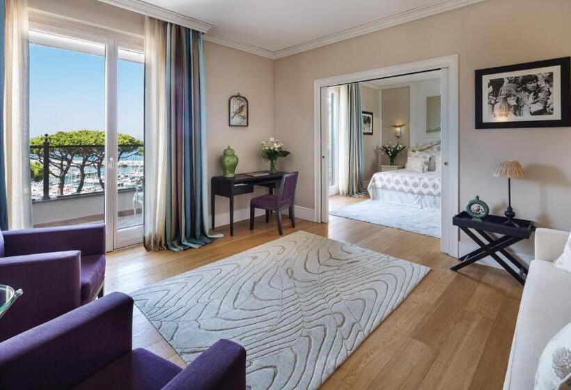 سوییت سوپریور با چشمانداز دریا, Cala Del Porto Punta Ala