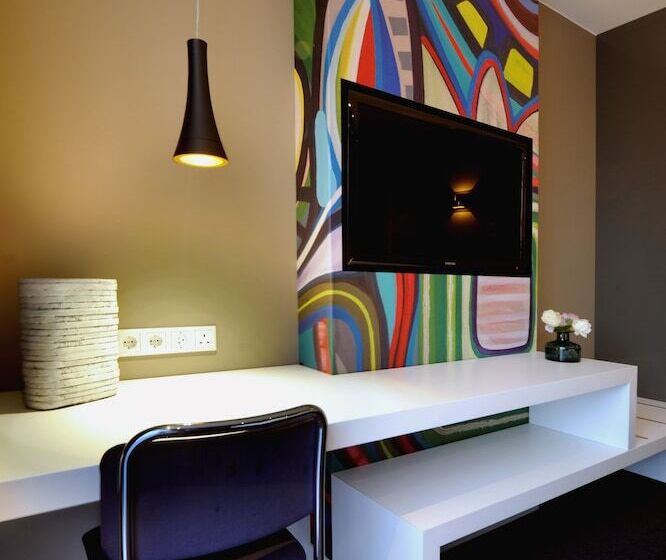 חדר קומפורט, Blue Mansion