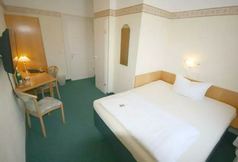 Standard Yhden Hengen Huone, Classic Inn