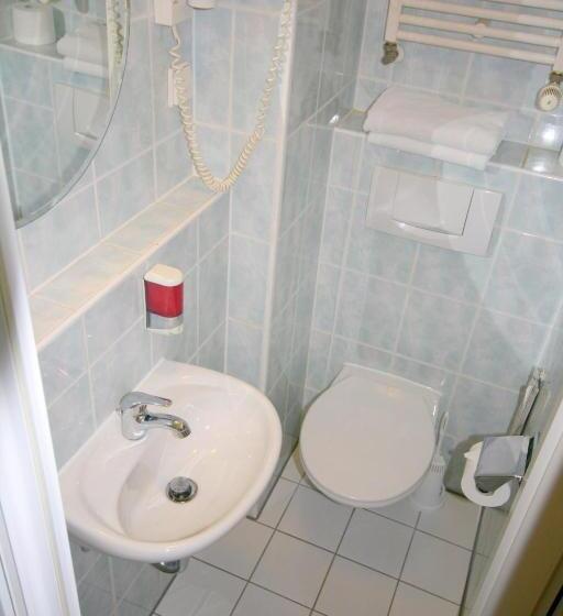 Номер Стандарт Трехместный, Classic Inn