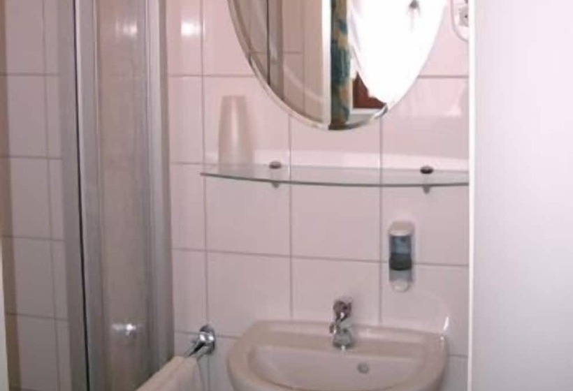 Номер Стандарт, Classic Inn