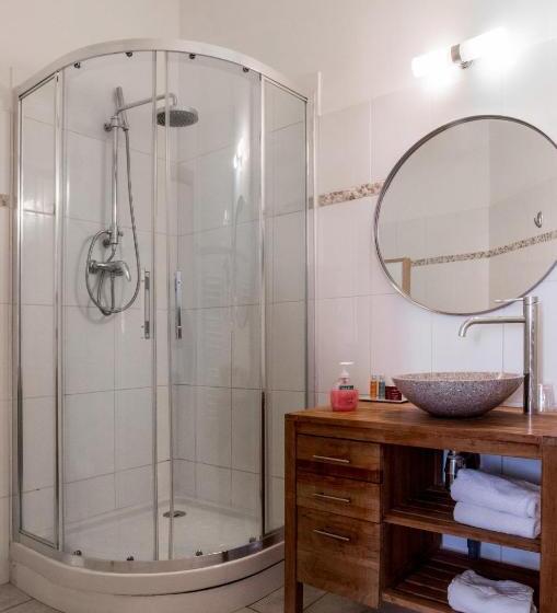 컴포트 트리플 룸, Cote Patio