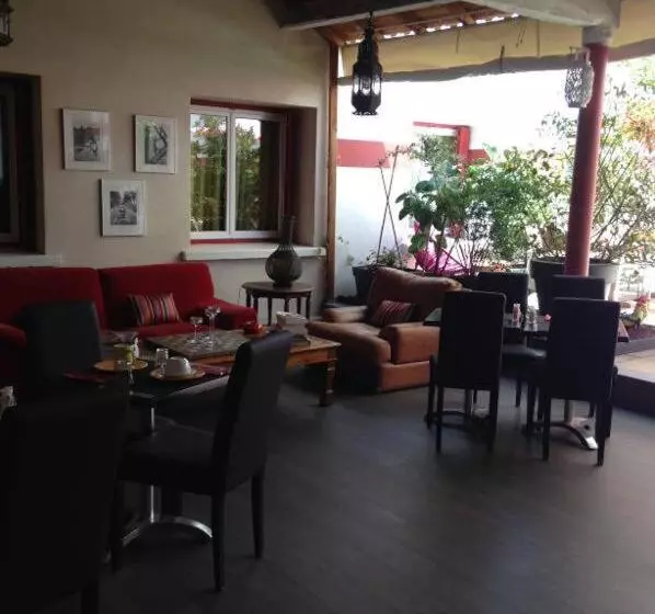 トリプルクラシックルーム, Cote Patio