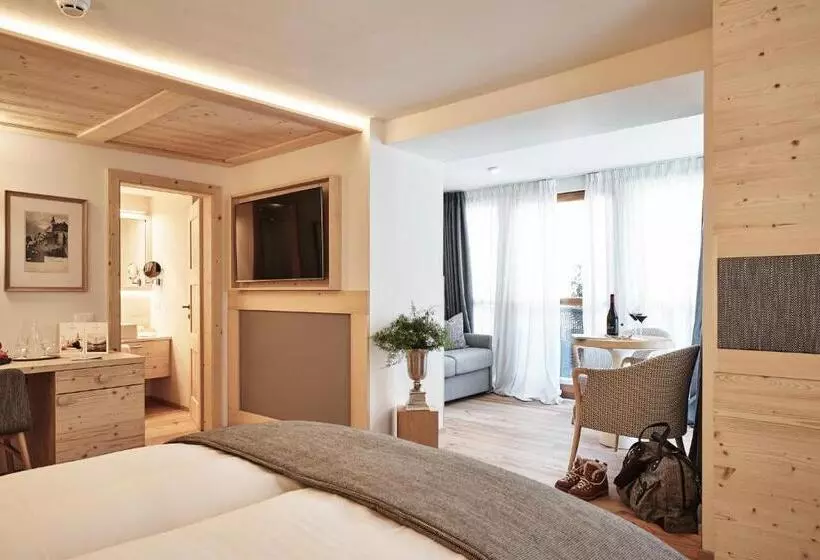 スタンダードルーム, Goldene Rose Karthaus A Member Of Small Luxury Hotels Of The World