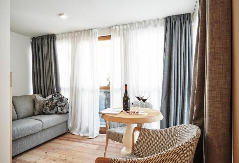 Номер Стандарт, Goldene Rose Karthaus A Member Of Small Luxury Hotels Of The World