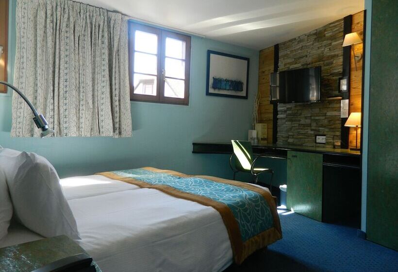 Номер Стандарт, L Hostellerie Du Château