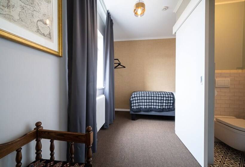 اتاق استاندارد یک نفره, Hótel Blönduós