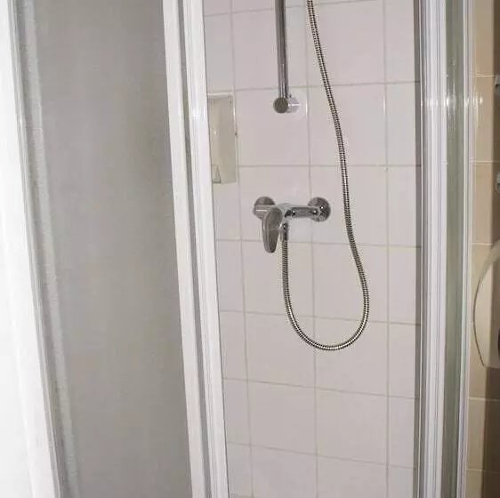スタンダード４人部屋, Hôtel Le Petit Billot