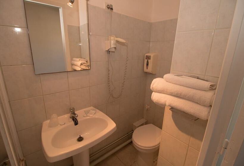 Номер Стандарт Трехместный, Hôtel Pacific