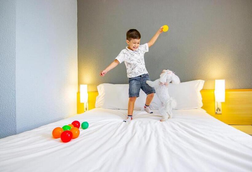 غرفة قياسية, Ibis Criciuma