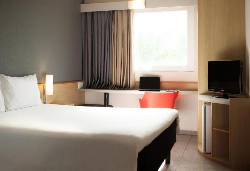 غرفة قياسية, Ibis Criciuma