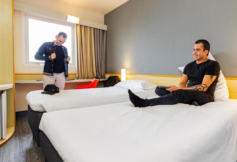 غرفة قياسية, Ibis Criciuma