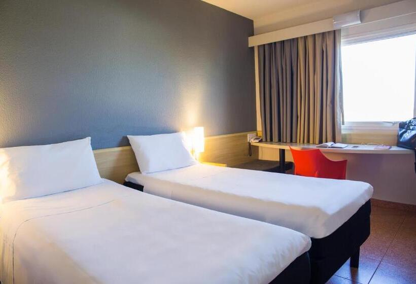 غرفة قياسية, Ibis Criciuma