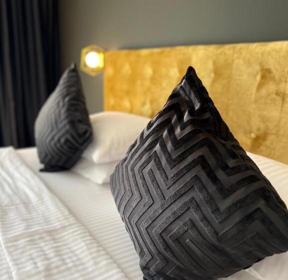 דירת חדר עם טרסה, Krystal Boutique Mansion