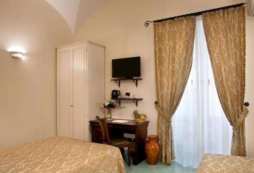 Номер Стандарт, Albergo L Antico Convitto