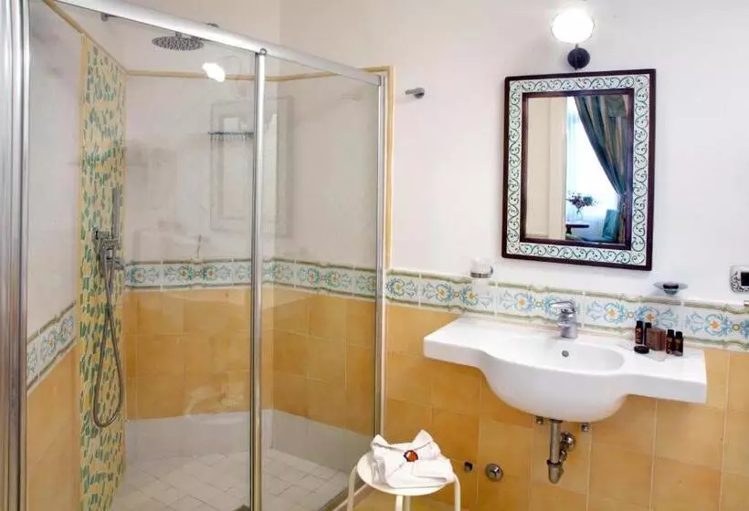デラックスルーム, Albergo L Antico Convitto