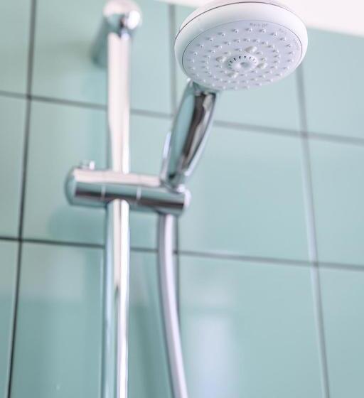 اتاق اکونومی, La Grande Cloche