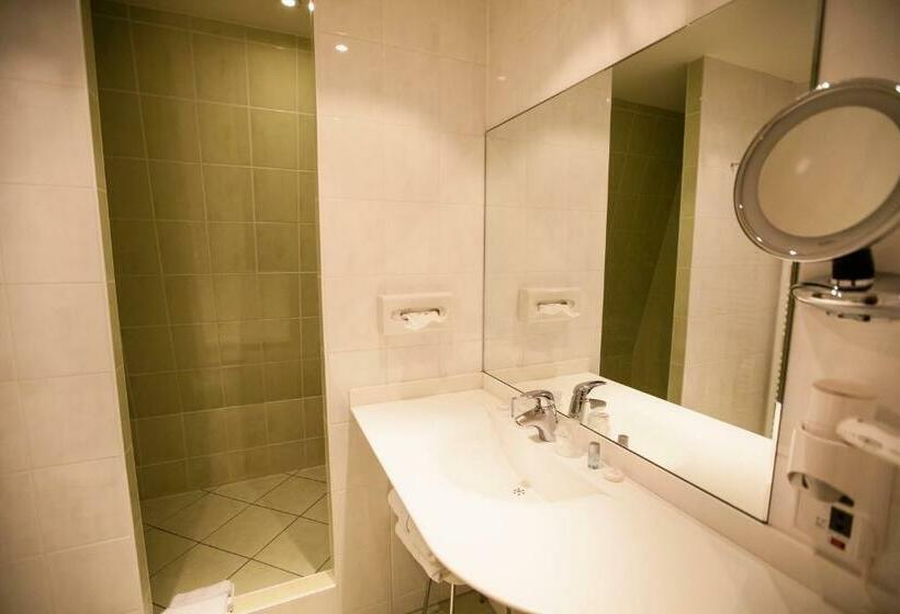 Классический Номер, Les Prés D'ondine