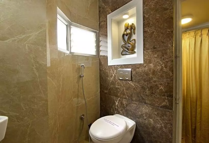 Chambre Triple Deluxe, Mannars Residency