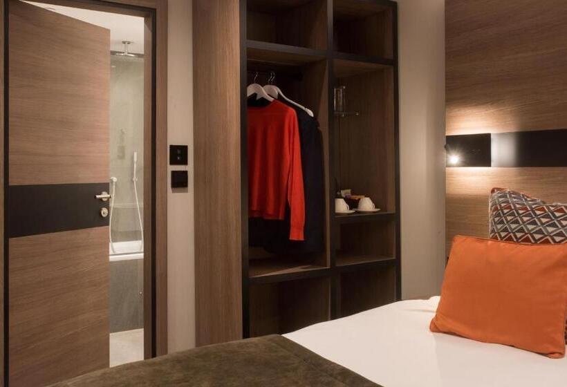 Номер Superior, Merit Kensington