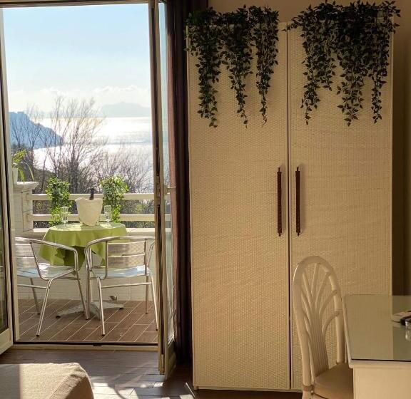 Triple Room Sea View, Mini Hotel   Angolo Di Paradiso