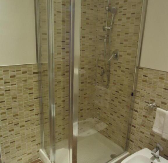 غرفة قياسية رباعية مطلة على البحر, Mini Hotel   Angolo Di Paradiso