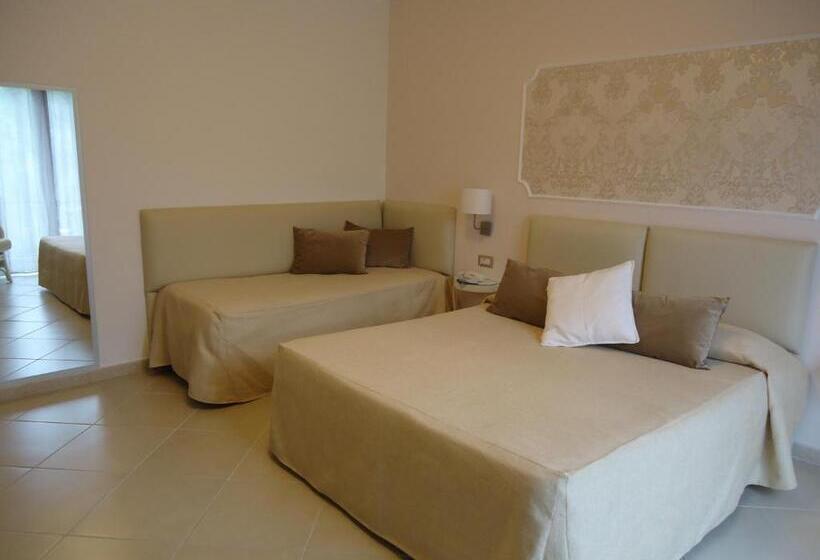 غرفة قياسية ثلاثية, Mini Hotel   Angolo Di Paradiso