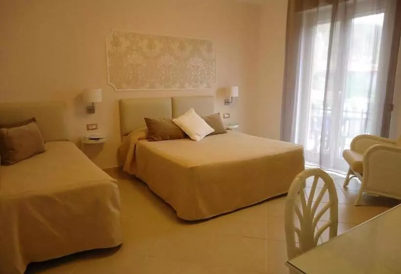 اتاق استاندارد سه نفره, Mini Hotel   Angolo Di Paradiso