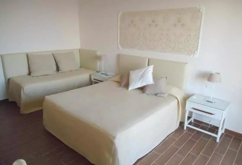 اتاق استاندارد چهارنفره با بالکن, Mini Hotel   Angolo Di Paradiso
