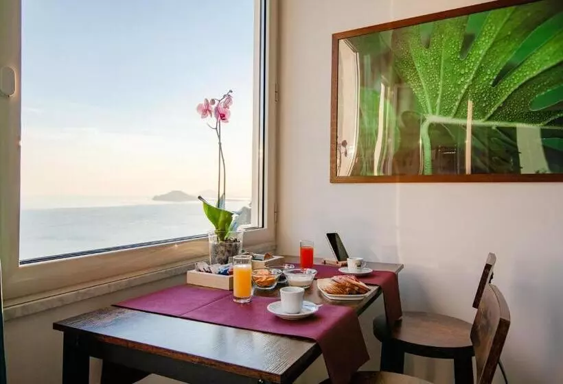 سوییت لوکس, Mini Hotel   Angolo Di Paradiso