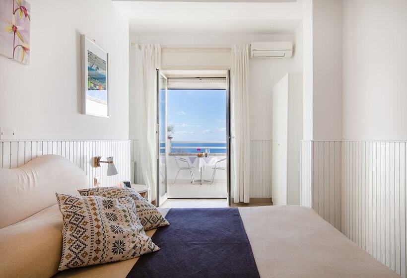 Номер Стандарт Вид на Море, Mini Hotel   Angolo Di Paradiso