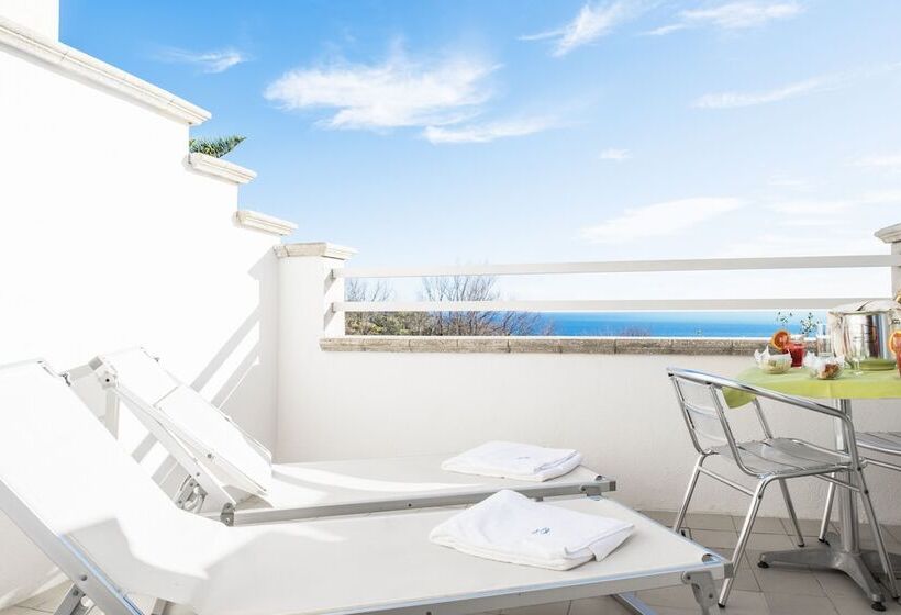 غرفة قياسية مطلّة علي البحر, Mini Hotel   Angolo Di Paradiso