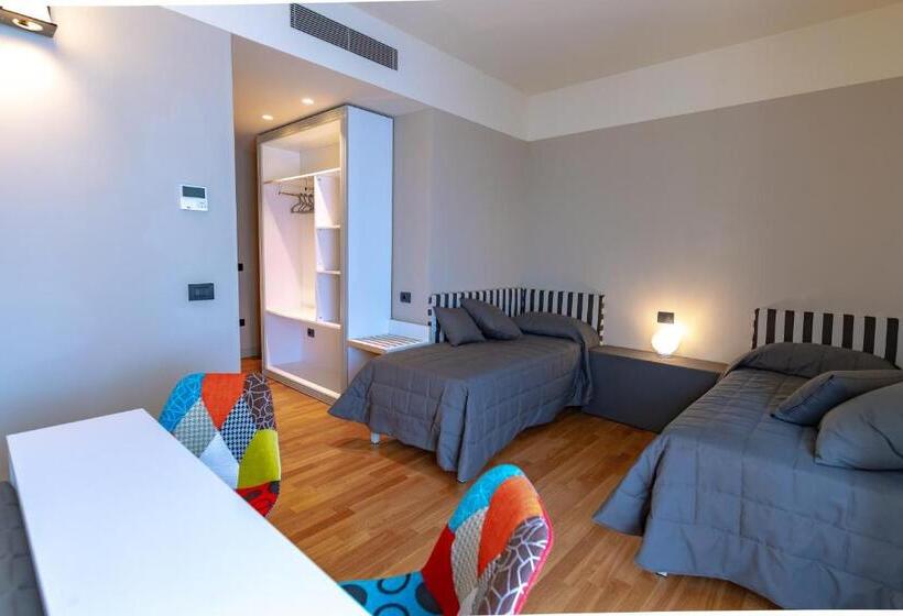 اتاق سوپریور چهار تخته, Moderno