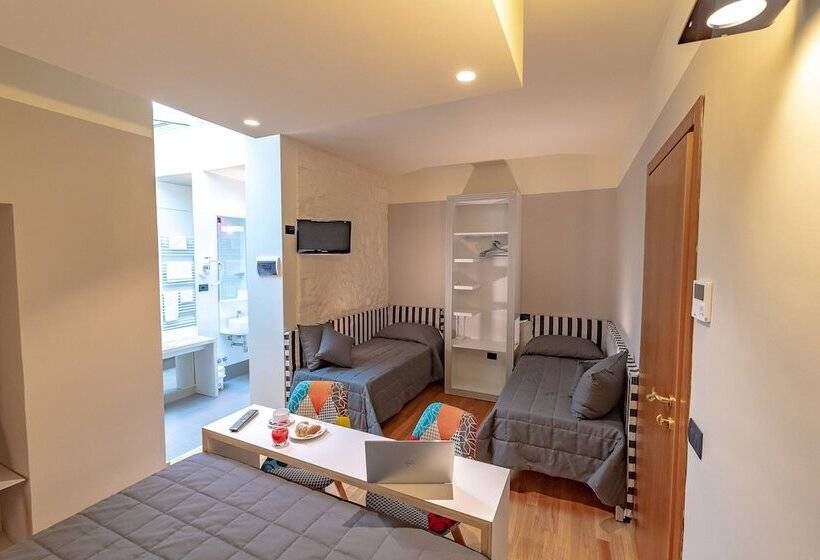 اتاق سوپریور چهار تخته, Moderno