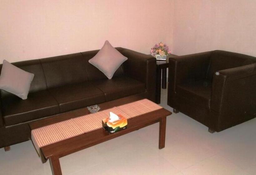 이그제큐티브 룸 킹사이즈 침대, One Bahawalpur