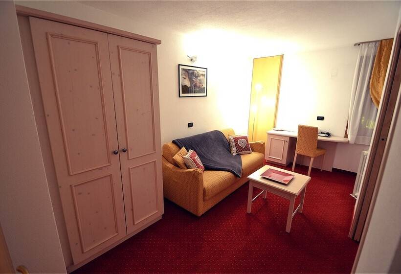 جناح, Piccolo Tibet