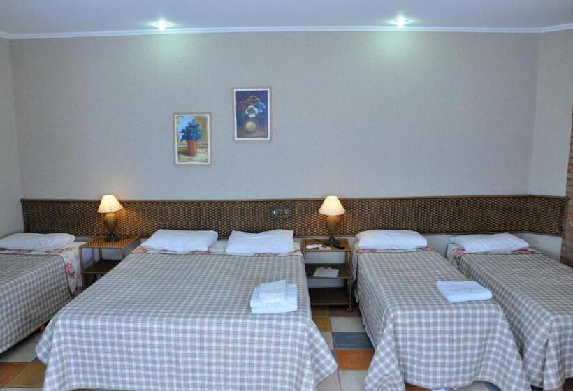 家庭房带园景, Pousada Beco Da Lua