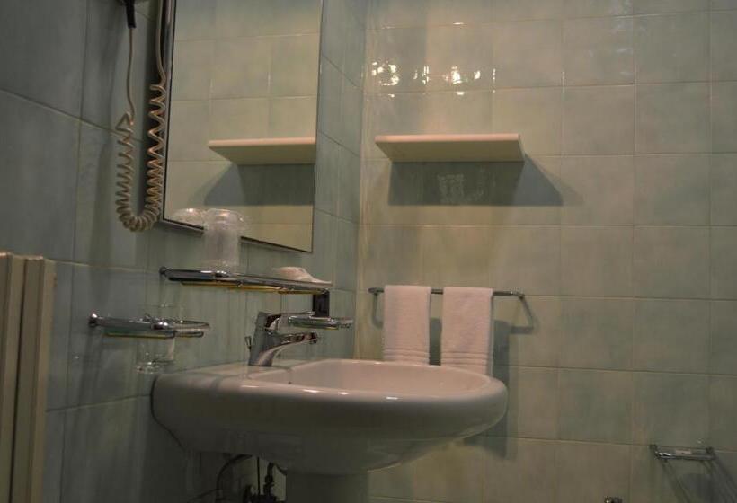 Quarto Triplo Standart, Sagittario