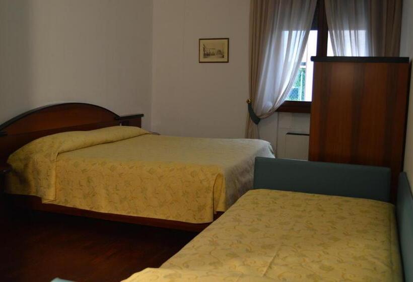 Quarto Triplo Standart, Sagittario