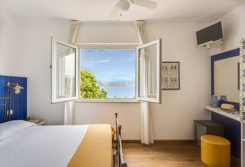 オーシャンビュースタンダードルーム, Torre Dei Borboni