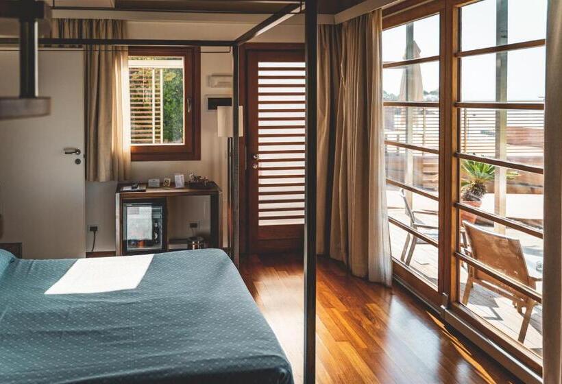 Junior Suite Sea View, Tre Merli Beach