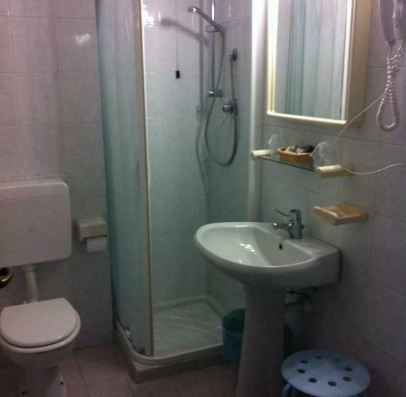 חדר סטנדרט לארבעה, Ulivo