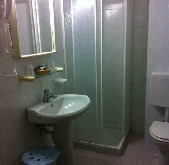 חדר סטנדרט לארבעה, Ulivo