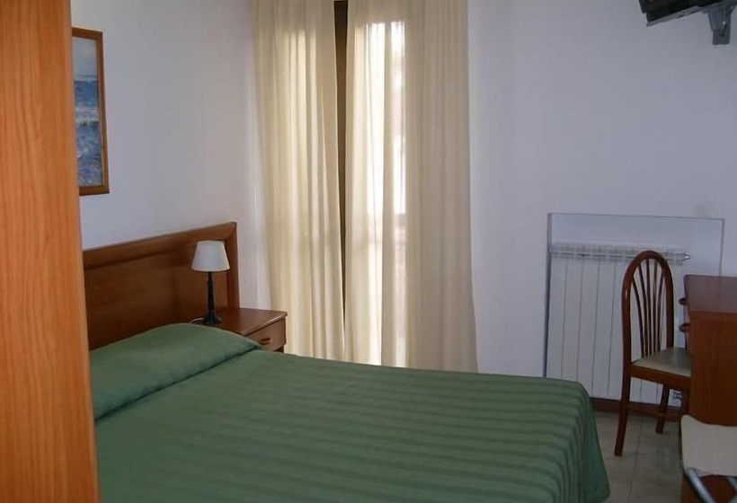 חדר סטנדרט לארבעה, Ulivo